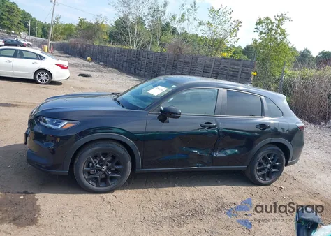 2025 Honda Hr-V Awd Sport z USA, uszkodzony, nr VIN 3CZRZ2H56SM711267